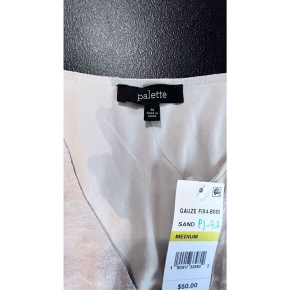 Palette Women's Smocked Gauze Sleeveless Top Light Gray Size Medium NWT P1-92 - Picture 5 of 10